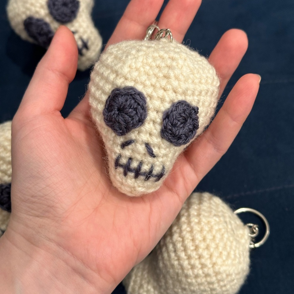 1 Crochet Skull Keychain